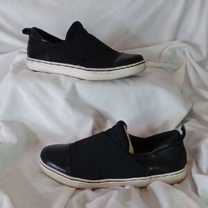 Bernie mev Slip Ons